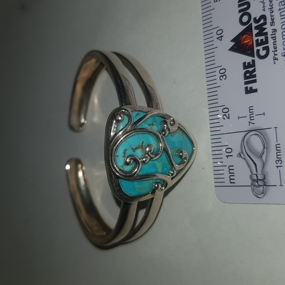 Turquoise Cuff Bracelet - Picture 2 of 3